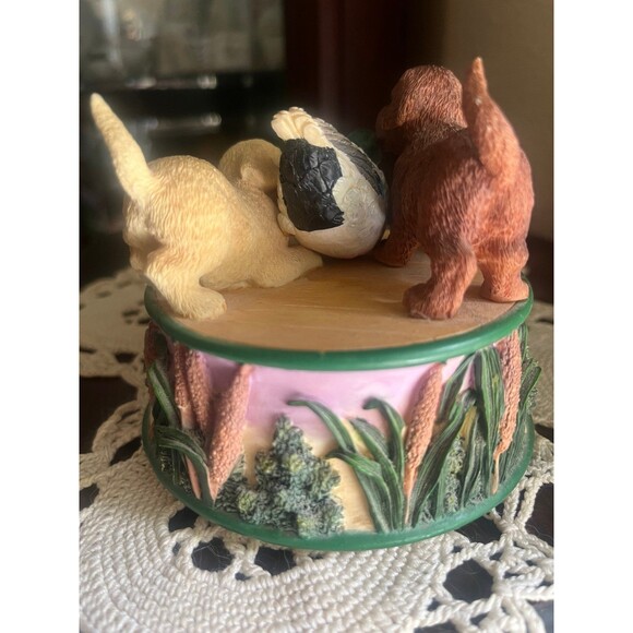 Vintage San Francisco Music Box Company “Playmates” - Picture 3 of 5